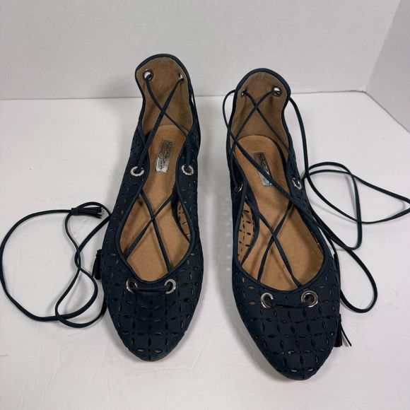 HALOGEN Perforated Suede Lasercut Lace Up Ballet Flats Shoes Size 8‎ Black - Picture 2 of 8